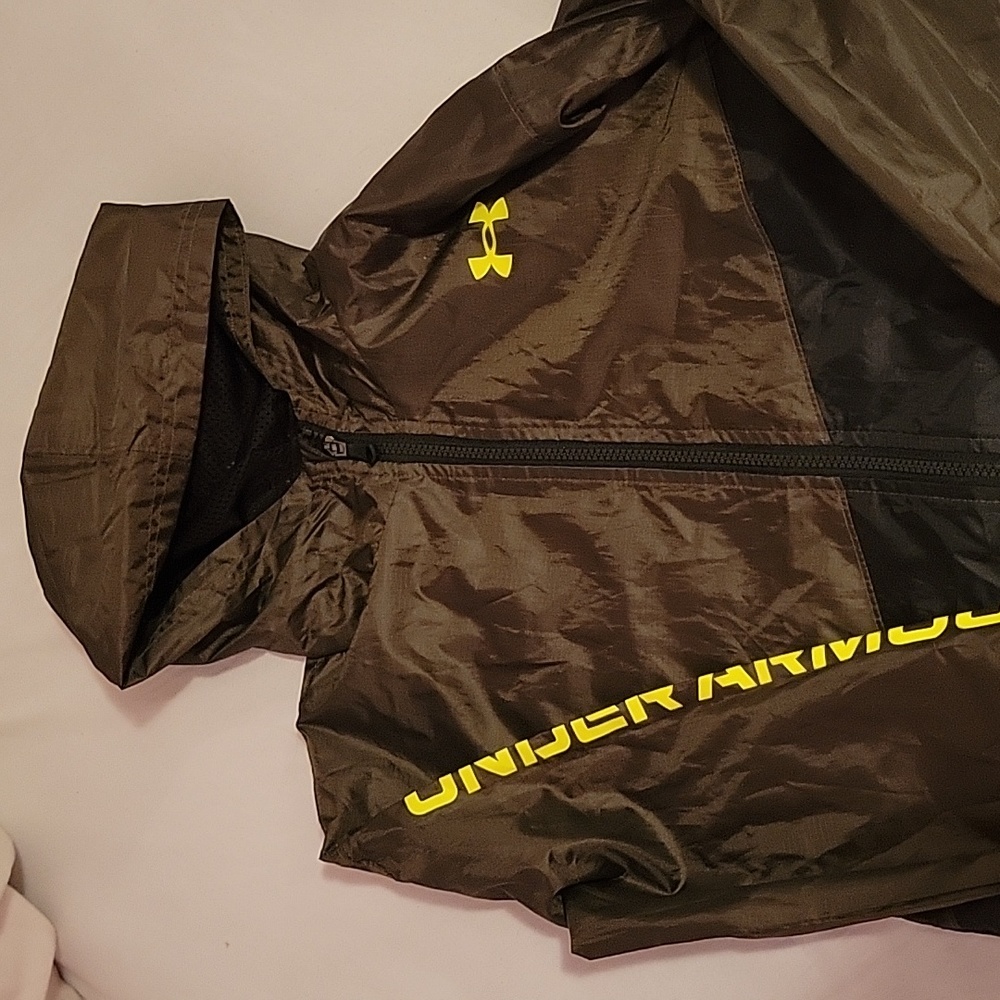 Under Armor Jacket M